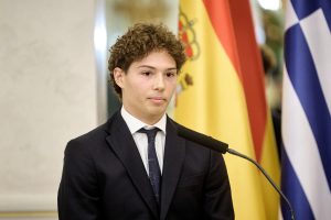 Ουγγαρία: Το Χρυσό Μετάλλιο Τιμής στον Αναστάσιο Γκαρίπη – Eίχε σώσει πατέρα και κόρη από πνιγμό στην Επανομή