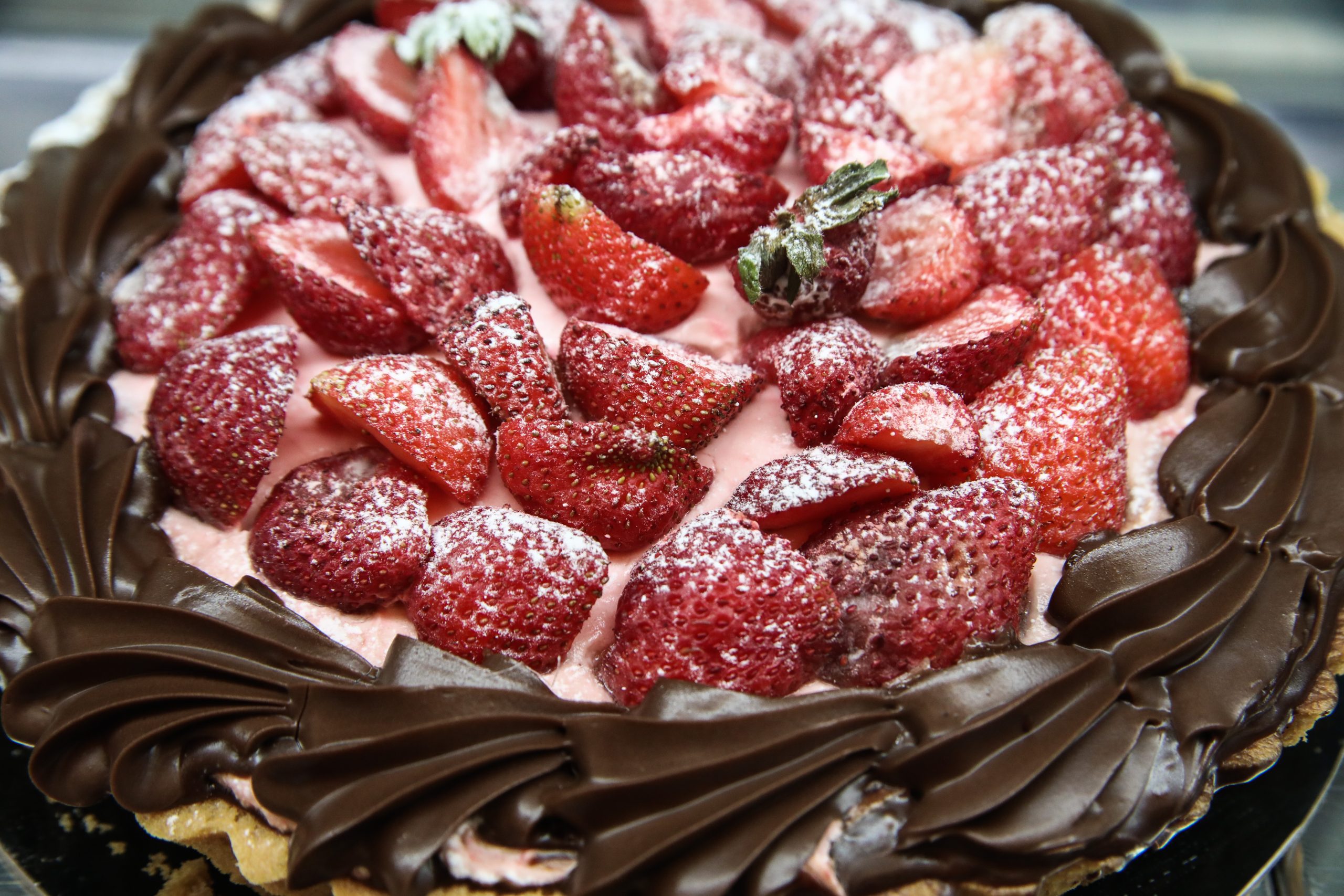 &Epsilon;&omicron;&rho;&tau;&omicron;&lambda;ό&gamma;&iota;&omicron;: &Pi;&omicron;&iota;&omicron;&iota; &gamma;&iota;&omicron;&rho;&tau;ά&zeta;&omicron;&upsilon;&nu; &sigma;ή&mu;&epsilon;&rho;&alpha; 17 &Nu;&omicron;&epsilon;&mu;&beta;&rho;ί&omicron;&upsilon;