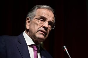 Σαμαράς κατά Μητσοτάκη: Μετέτρεψε τη ΝΔ σε υβρίδιο Σημιτικού ΠΑΣΟΚ με μπλε χρώμα — Με διέγραψε άρον άρον