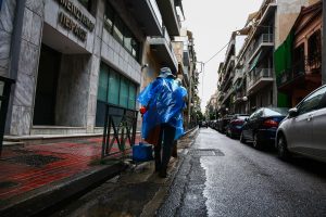 Κακοκαιρία Adel: Επιμένει σε όλη τη χώρα και την Παρασκευή, πού θα «χτυπήσει» – Πρόγνωση από την Ελίνα Καρέτσου