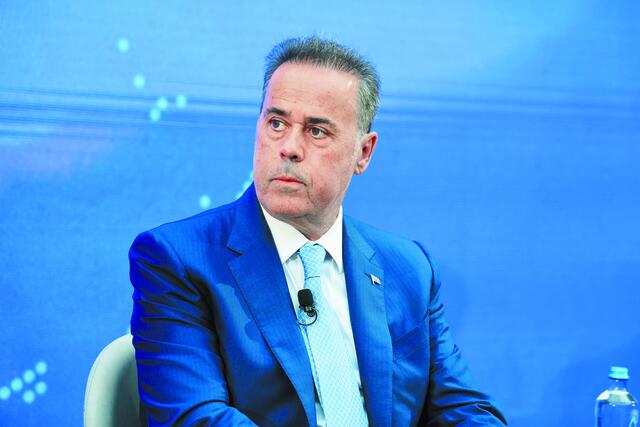 Σταύρος Παπασταύρου πορτρέτο