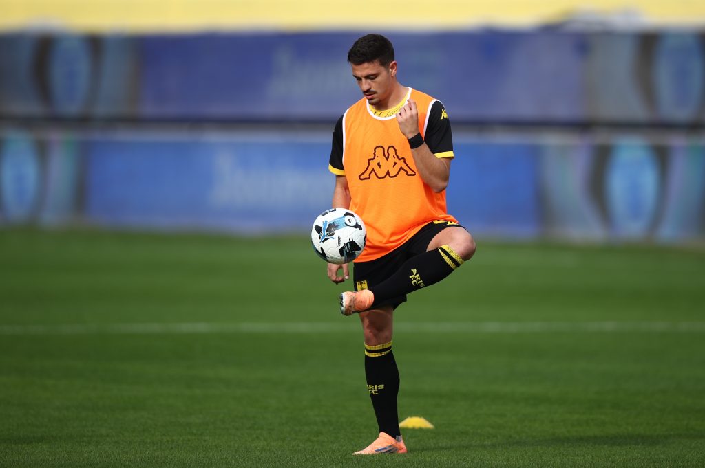 Ο άξονας… πονάει εν όψει ΑΕΚ – «Ανεβαίνουν» Φαμπιάνο-Μεντίλ