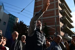 Σε εξέλιξη το αγροτικό συλλαλητήριο έξω από το υπουργείο Αγροτικής Ανάπτυξης και Τροφίμων