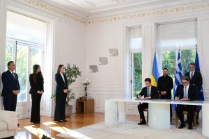 Τι περιλαμβάνει η ενεργειακή συμφωνία Ελλάδας και Ουκρανίας – Πώς εξασφαλίζεται η προμήθεια φυσικού αερίου