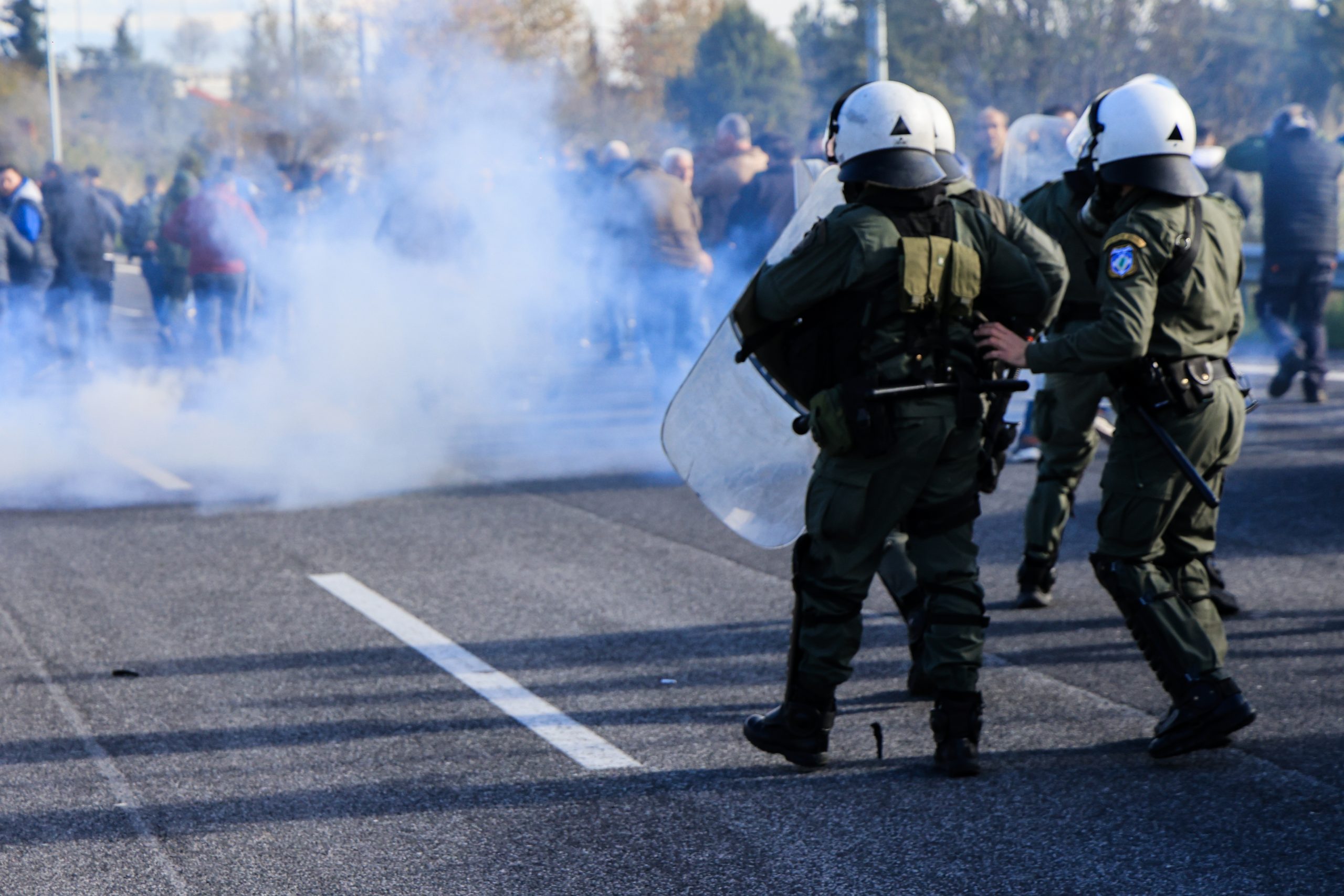 Ένταση με αγρότες στη Λάρισα - Στο νοσοκομείο δύο άτομα μετά τα επεισόδια