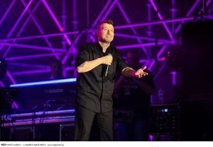 Αυστηροί περιορισμοί στη stalker του Γιάννη Πλούταρχου – 18 μήνες φυλάκιση εάν δεν συμμορφωθεί