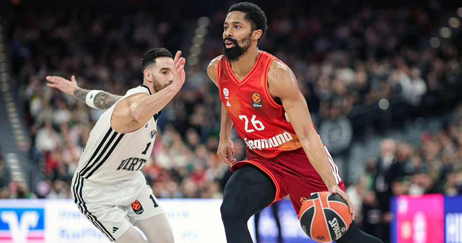 Μπάγερν – Μπαρτσελόνα 74-75: Απόδραση θρίλερ από το Μόναχο με μοιραίο τον Ντινγουίντι