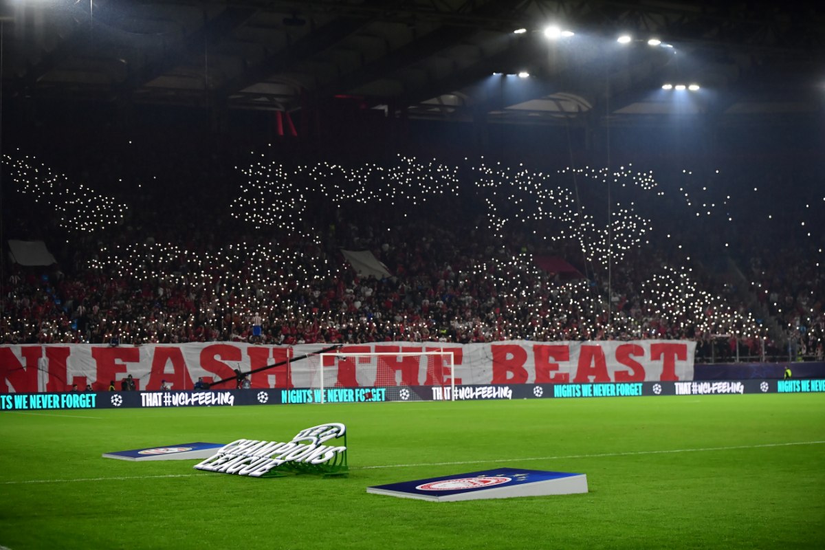 &laquo;&Eta;&phi;&alpha;ί&sigma;&tau;&epsilon;&iota;&omicron;&raquo; &tau;&omicron; &Kappa;&alpha;&rho;&alpha;ϊ&sigma;&kappa;ά&kappa;&eta; &kappa;&alpha;&iota; &phi;&alpha;&nu;&tau;&alpha;&sigma;&tau;&iota;&kappa;ό &kappa;&omicron;&rho;&epsilon;ό &alpha;&pi;ό &tau;&omicron;&upsilon;&sigmaf; &omicron;&pi;&alpha;&delta;&omicron;ύ&sigmaf; &tau;&omicron;&upsilon; &Omicron;&lambda;&upsilon;&mu;&pi;&iota;&alpha;&kappa;&omicron;ύ (vid)