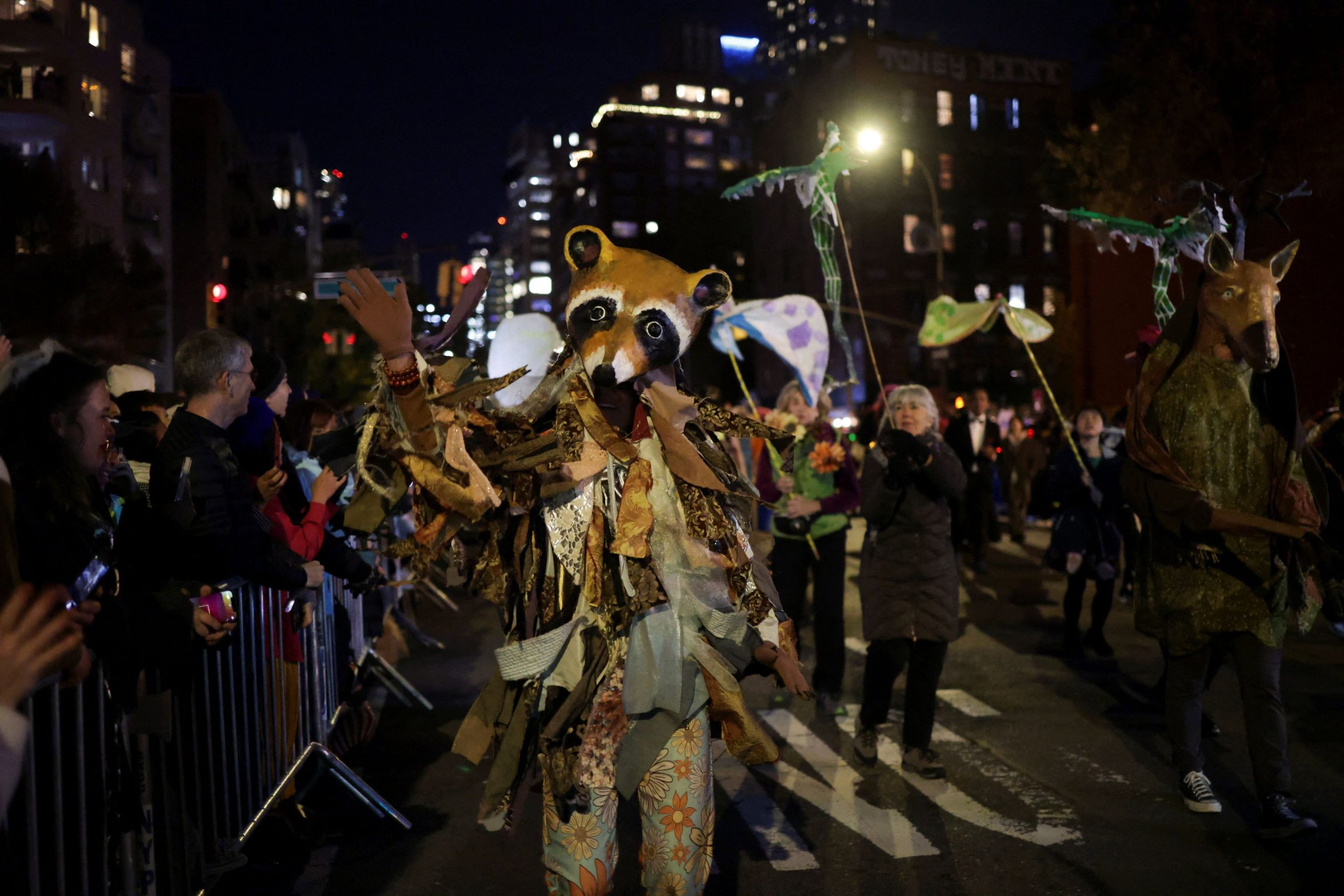 Νέα Υόρκη: Η μαγεία του Halloween κορυφώθηκε με την έτησια φαντασμαγορική παρέλαση Νέα Υόρκη: Η μαγεία του Halloween κορυφώθηκε με την έτησια φαντασμαγορική παρέλαση