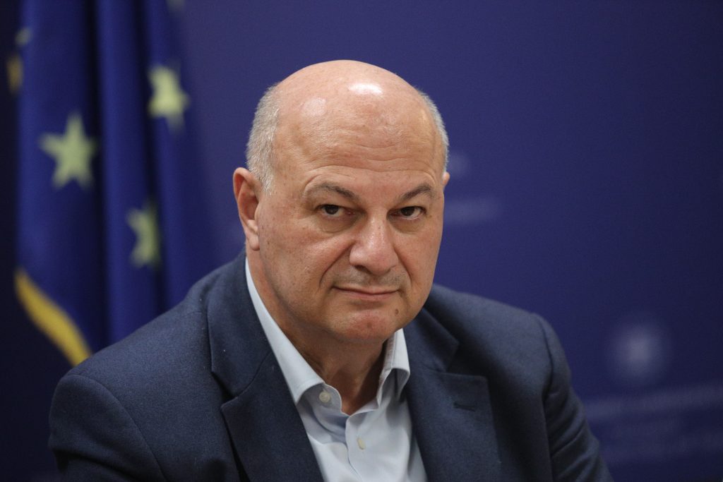 Υπουργικές καρέκλες