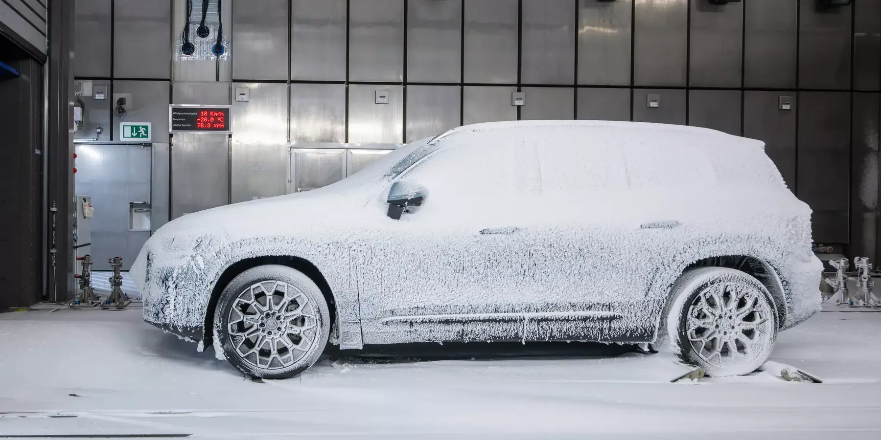 &Eta; &Mu;ercedes-Benz &alpha;&pi;&omicron;&kappa;ά&lambda;&upsilon;&psi;&epsilon; &tau;&eta;&nu; &kappa;&alpha;&mu;&omicron;&upsilon;&phi;&lambda;&alpha;&rho;&iota;&sigma;&mu;έ&nu;&eta; GLB