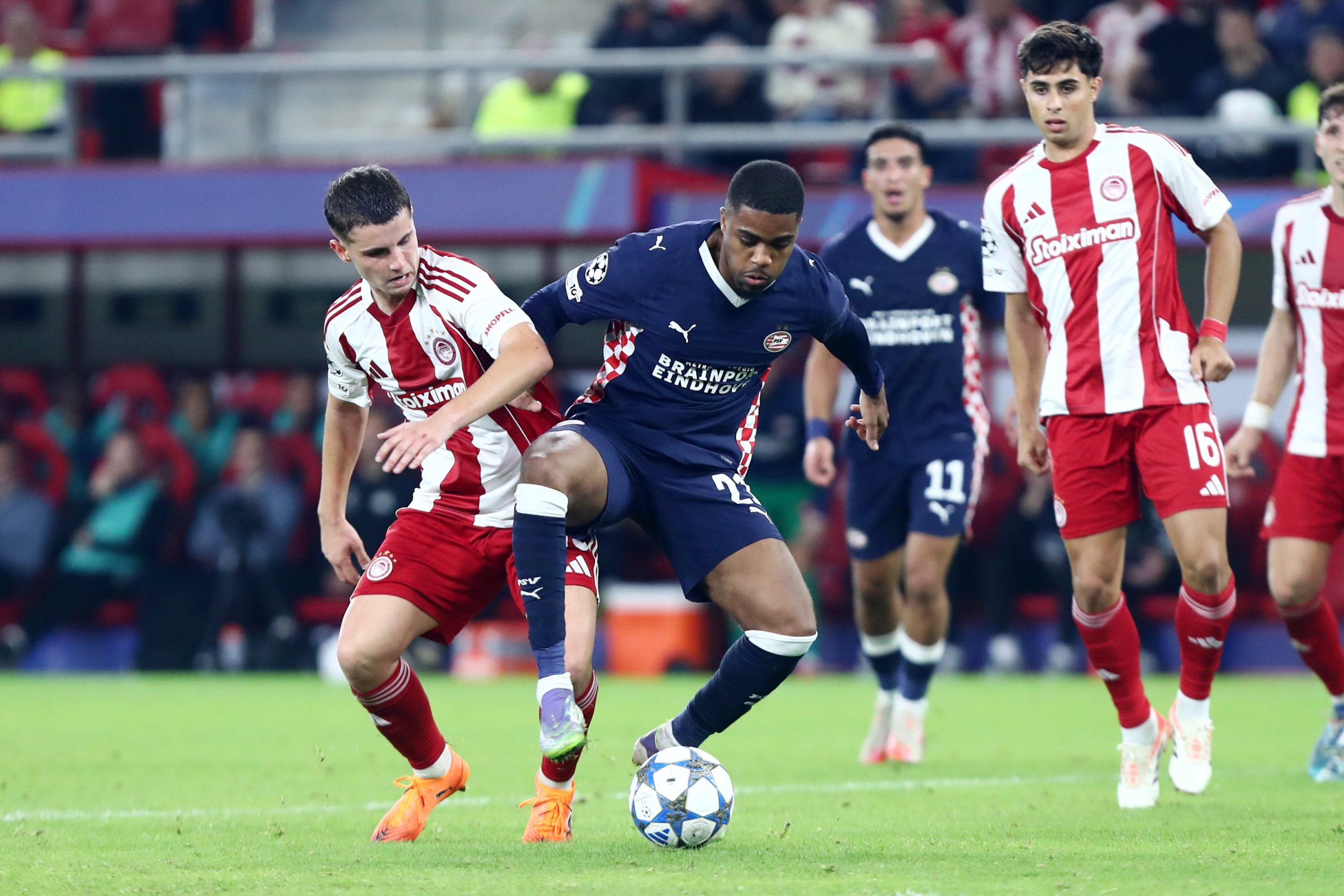 &Eta; &beta;&alpha;&theta;&mu;&omicron;&lambda;&omicron;&gamma;ί&alpha; &tau;&omicron;&upsilon; UEFA Champions League &mu;&epsilon;&tau;ά &tau;&eta;&nu; 4&eta; &alpha;&gamma;&omega;&nu;&iota;&sigma;&tau;&iota;&kappa;ή