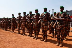 Στρατιώτες σε σχηματισμό