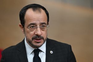 Νίκος Χριστοδουλίδης: Το αθέατο μήνυμα ενός ανασχηματισμού