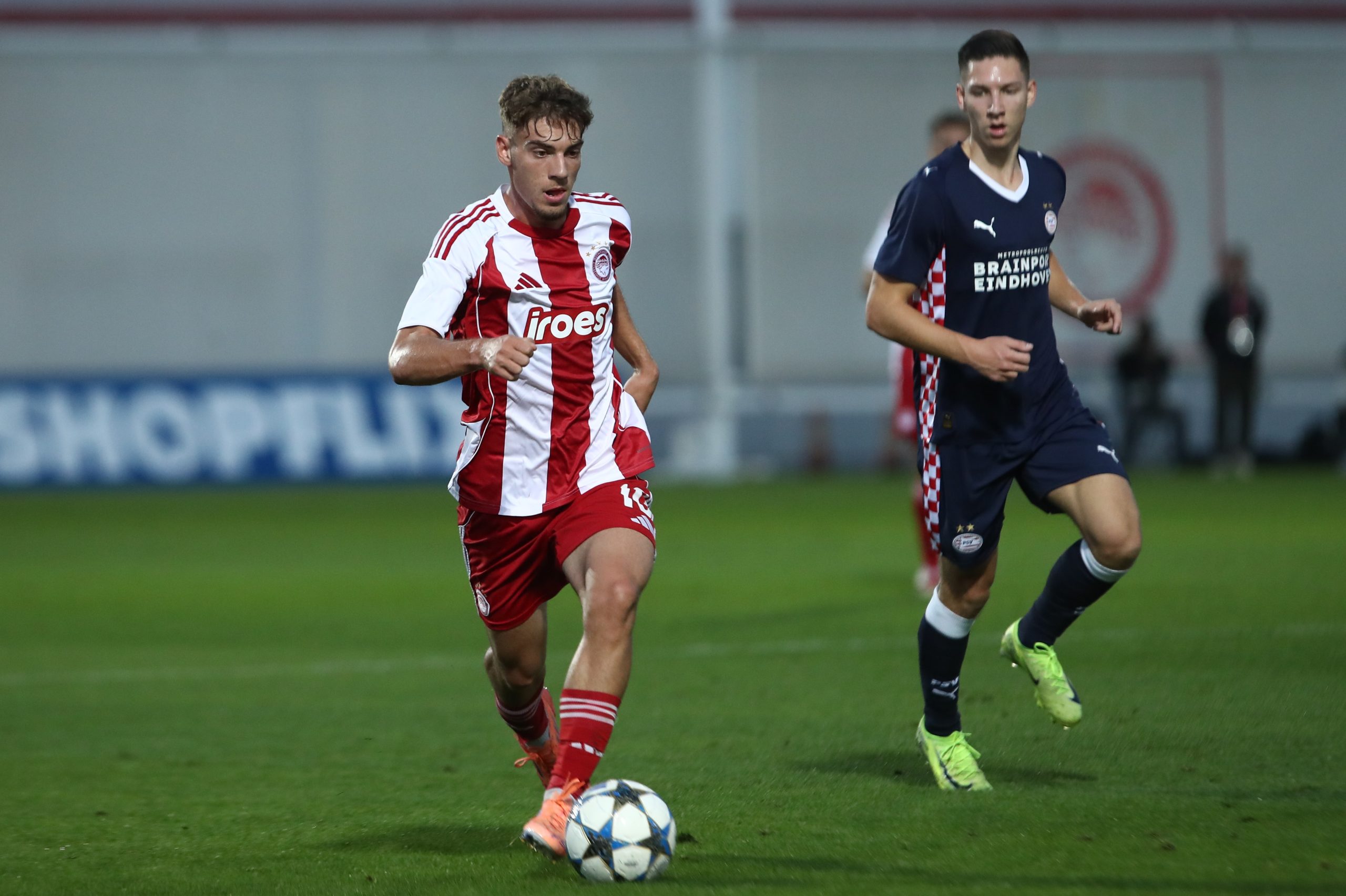 Ά&gamma;&gamma;&iota;&xi;&epsilon; &tau;&eta;&nu; &tau;&epsilon;&rho;ά&sigma;&tau;&iota;&alpha; &alpha;&nu;&alpha;&tau;&rho;&omicron;&pi;ή &omicron; &Omicron;&lambda;&upsilon;&mu;&pi;&iota;&alpha;&kappa;ό&sigmaf; &Kappa;19, &alpha;&lambda;&lambda;ά έ&mu;&epsilon;&iota;&nu;&epsilon; &sigma;&tau;&omicron; 2-2 &mu;&epsilon; &tau;&eta;&nu; &Alpha;ϊ&nu;&tau;&chi;ό&phi;&epsilon;&nu;