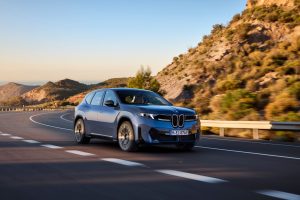 Η BMW iX3 και η BMW M5 Touring τιμήθηκαν με το «Χρυσό Τιμόνι»