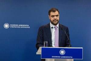 Παύλος Μαρινάκης: «Κάποιοι αγρότες αντιδρούν γιατί βλέπουν ότι το πάρτι τελείωσε» – «Στόχος να υπάρξει συνάντηση»