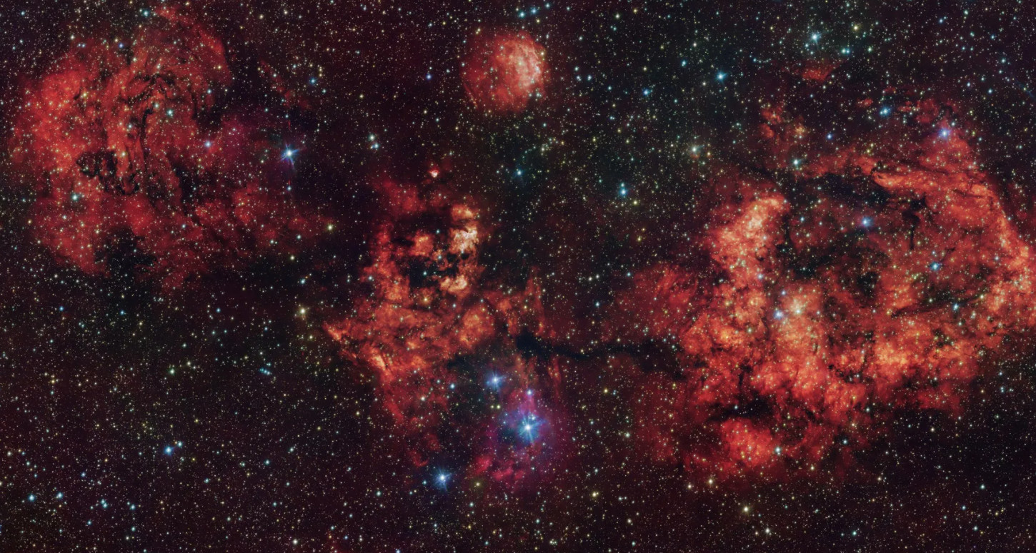 &Alpha;&sigma;&tau;&rho;&omicron;&nu;ό&mu;&omicron;&iota; &alpha;&iota;&chi;&mu;&alpha;&lambda;ώ&tau;&iota;&sigma;&alpha;&nu; &mu;&iota;&alpha; &tau;&rho;&omicron;&mu;&alpha;&kappa;&tau;&iota;&kappa;ή &laquo;&kappa;&omicron;&sigma;&mu;&iota;&kappa;ή &nu;&upsilon;&chi;&tau;&epsilon;&rho;ί&delta;&alpha;&raquo; &sigma;&tau;&omicron; &beta;&alpha;&theta;ύ &delta;&iota;ά&sigma;&tau;&eta;&mu;&alpha; - Ά&pi;&lambda;&omega;&sigma;&epsilon; &tau;&alpha; &phi;&tau;&epsilon;&rho;ά &tau;&eta;&sigmaf; &pi;ά&nu;&omega; &alpha;&pi;ό &tau;&eta; &Chi;&iota;&lambda;ή