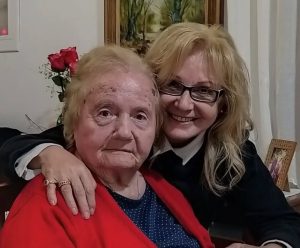 Σε πένθος η Αγγελική Νικολούλη – Έφυγε από τη ζωή η μητέρα της