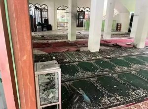 Ινδονησία: Έκρηξη σε τζαμί στην Τζακάρτα – Δεκάδες τραυματίες