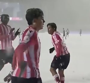 Το «παγωμένο ψαλιδάκι»: Το καταπληκτικό γκολ που μπήκε στον Καναδά την ώρα… χιονοθύελλας