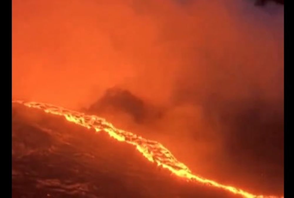 Χαβάη: Ξύπνησε το ηφαίστειο Κιλαουέα – Εντυπωσιακές ροές λάβας