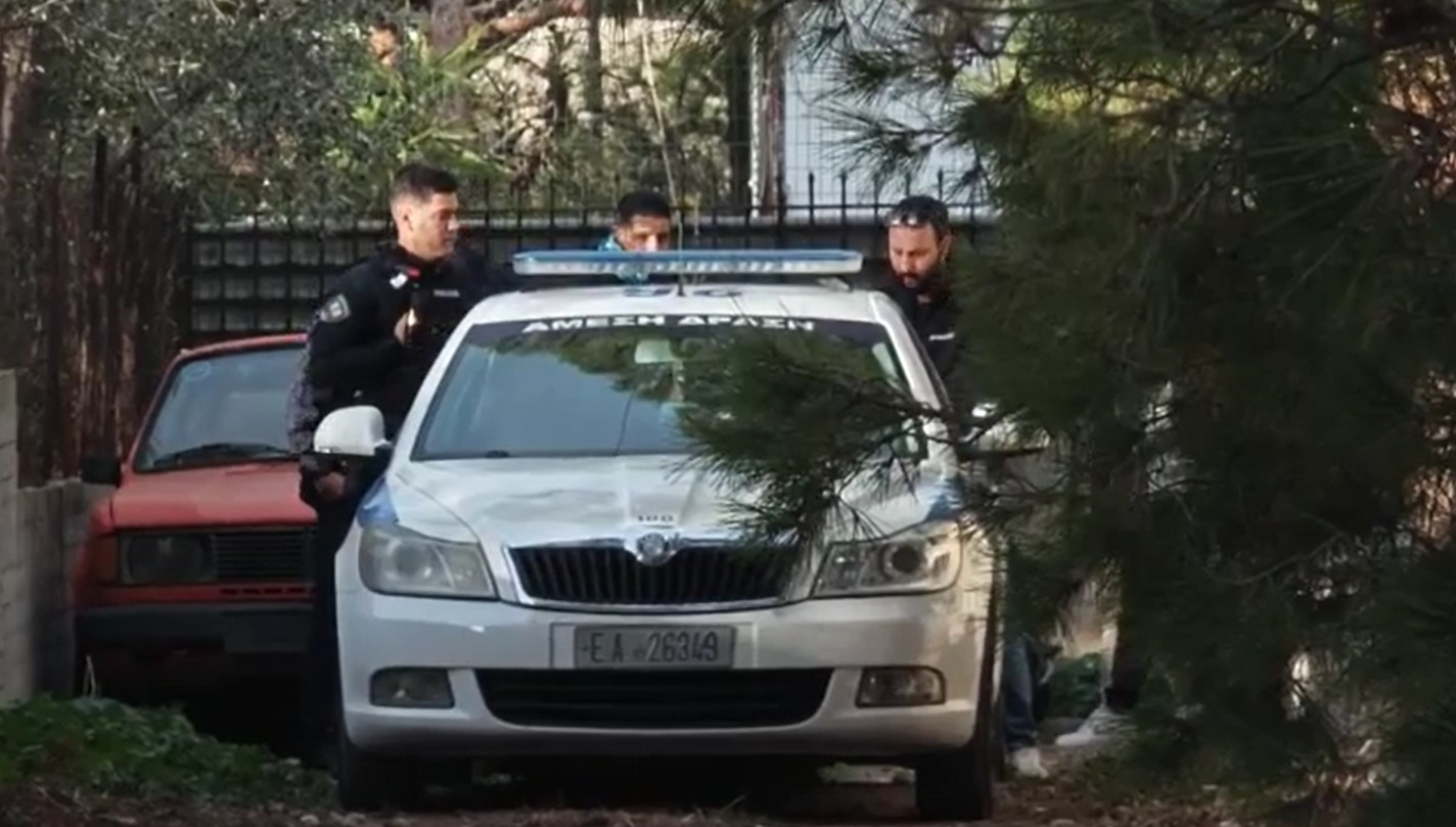 &Nu;έ&alpha; &Pi;έ&rho;&alpha;&mu;&omicron;&sigmaf;: &Alpha;&pi;ό &psi;&alpha;&lambda;ί&delta;&iota; &omicron; &theta;ά&nu;&alpha;&tau;&omicron;&sigmaf; &tau;&omicron;&upsilon; 44&chi;&rho;&omicron;&nu;&omicron;&upsilon; - &Pi;ώ&sigmaf; &eta; &sigma;&upsilon;&mu;&pi;&lambda;&omicron;&kappa;ή &mu;&epsilon; &tau;&omicron;&nu; &alpha;&delta;&epsilon;&lambda;&phi;ό &kappa;&alpha;&tau;έ&lambda;&eta;&xi;&epsilon; &sigma;&epsilon; &tau;&rho;&alpha;&gamma;&omega;&delta;ί&alpha;