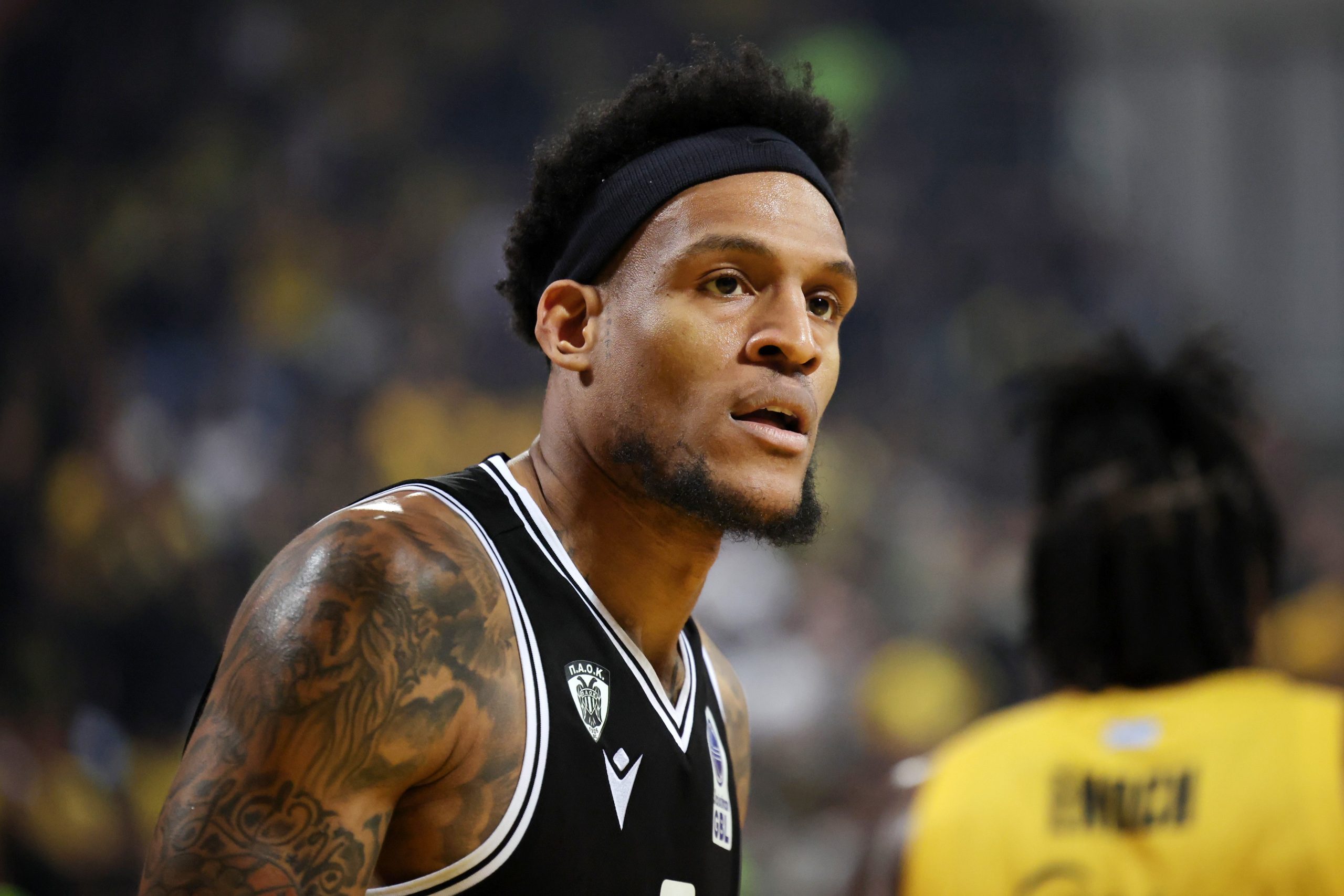 «Επιβίωσε» στο Κόσοβο και στοχεύει στην κορυφή ο ΠΑΟΚ