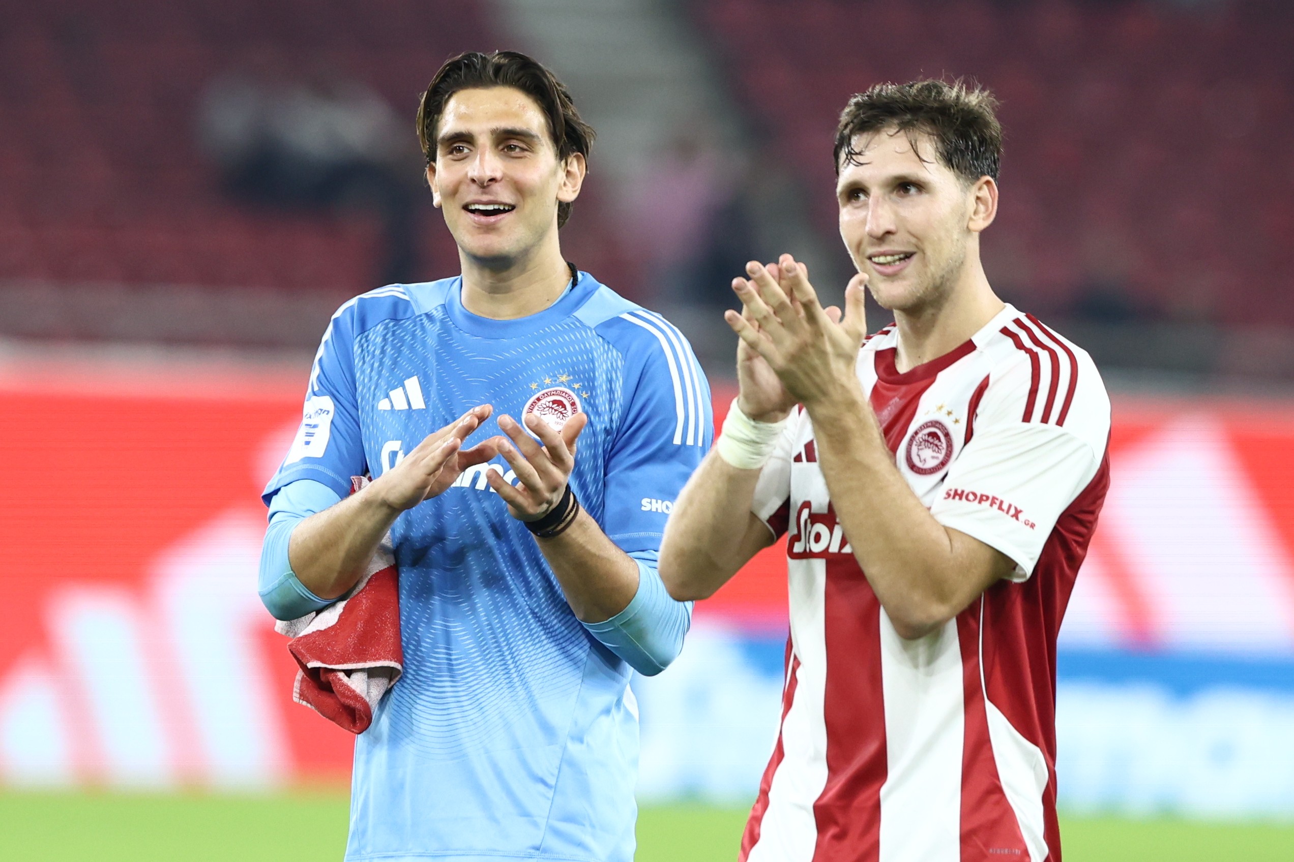 &Eta; &epsilon;&nu;&delta;&epsilon;&kappa;ά&delta;&alpha; &tau;&omicron;&upsilon; &Omicron;&lambda;&upsilon;&mu;&pi;&iota;&alpha;&kappa;&omicron;ύ &alpha;&pi;έ&nu;&alpha;&nu;&tau;&iota; &sigma;&tau;&eta;&nu; &Alpha;ϊ&nu;&tau;&chi;ό&phi;&epsilon;&nu; (pic)