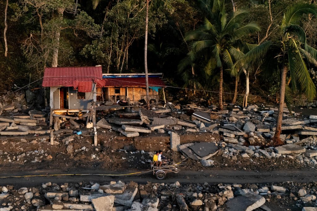 Φιλιππίνες: Στους 25 οι νεκροί από τον τυφώνα Φουνγκ-γουόνγκ – Kατευθύνεται προς την Ταϊβάν
