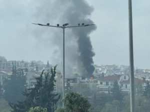 Θεσσαλονίκη: Φωτιά τώρα σε διαμέρισμα στην Πυλαία