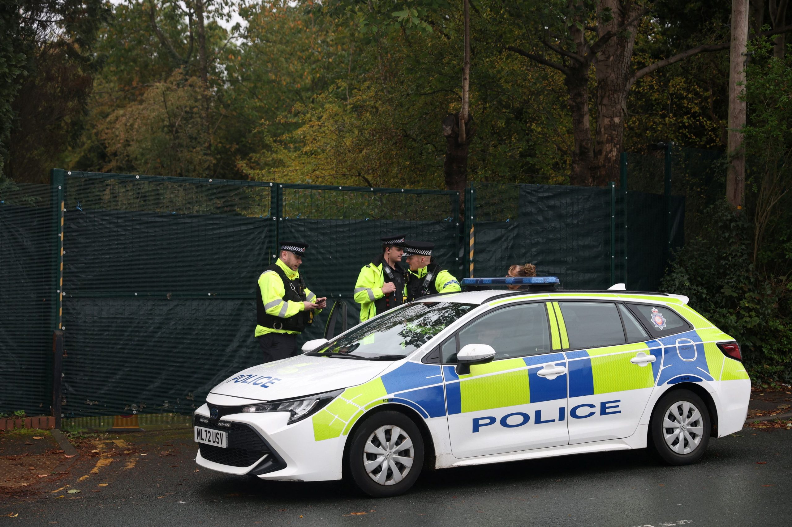 Συναγερμός στην Αγγλία από επίθεση με μαχαίρι σε τρένο – Πολλοί επιβάτες τραυματίστηκαν