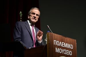 Οι «κόκκινες γραμμές» του Σαμαρά και οι γαλάζιες αγωνίες