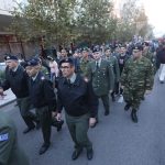 Στη Βουλή οι στρατιωτικοί: Ενός λεπτού σιγή, συνθήματα και εθνικός ύμνος