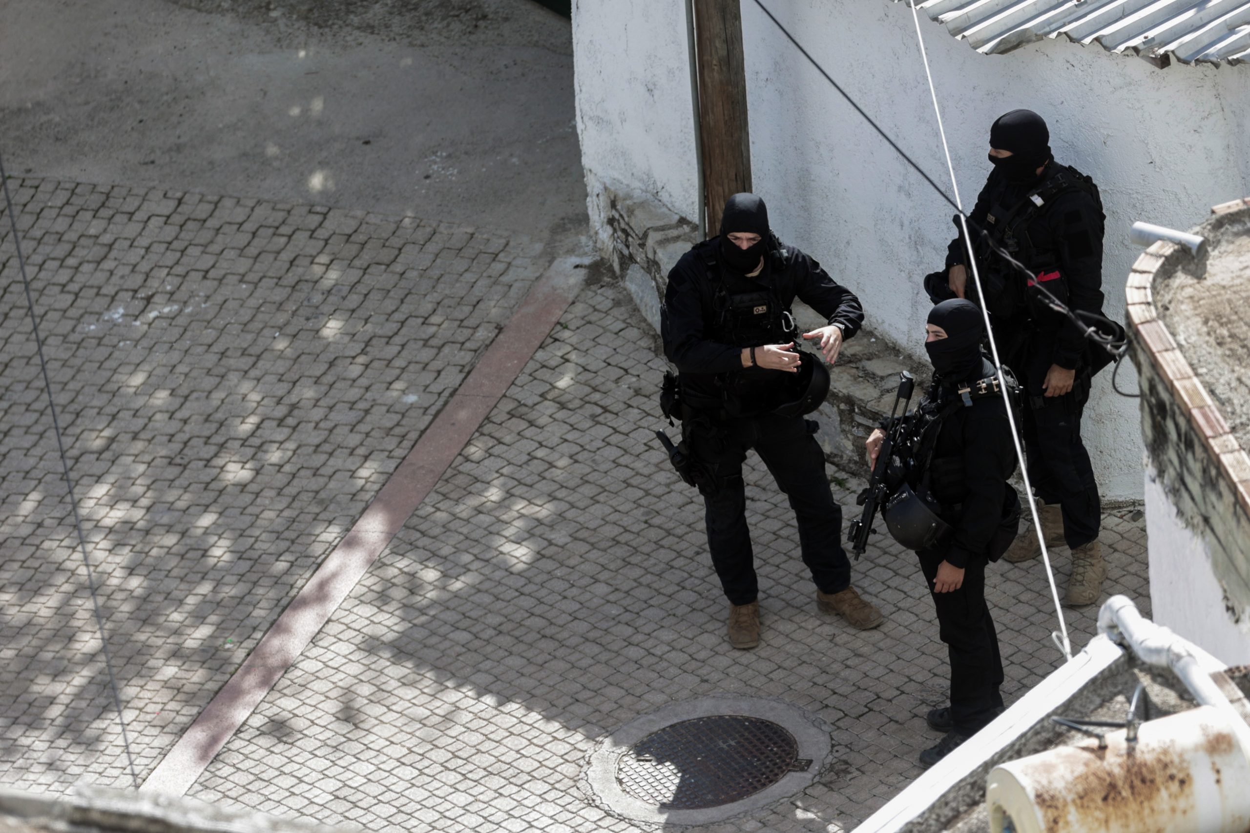 &Beta;&omicron;&rho;ί&zeta;&iota;&alpha;: &Omicron;&iota; έ&rho;&epsilon;&upsilon;&nu;&epsilon;&sigmaf; &laquo;&alpha;&pi;ό &sigma;&tau;&epsilon;&rho;&iota;ά &kappa;&alpha;&iota; &alpha;έ&rho;&alpha;&raquo;, &omicron;&iota; &sigma;&upsilon;&lambda;&lambda;ή&psi;&epsilon;&iota;&sigmaf; &pi;&omicron;&upsilon; &delta;&epsilon;&nu; ή&rho;&theta;&alpha;&nu; &kappa;&alpha;&iota; &tau;&alpha; &kappa;&epsilon;&nu;ά &pi;&omicron;&upsilon; &alpha;&nu;&eta;&sigma;&upsilon;&chi;&omicron;ύ&nu;