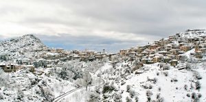 Μαγευτικά Χριστούγεννα στα χιόνια: Οι κορυφαίοι προορισμοί για χειμερινές διακοπές