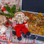 Πότε πληρώνονται συντάξεις, δώρο Χριστουγέννων και επιδόματα