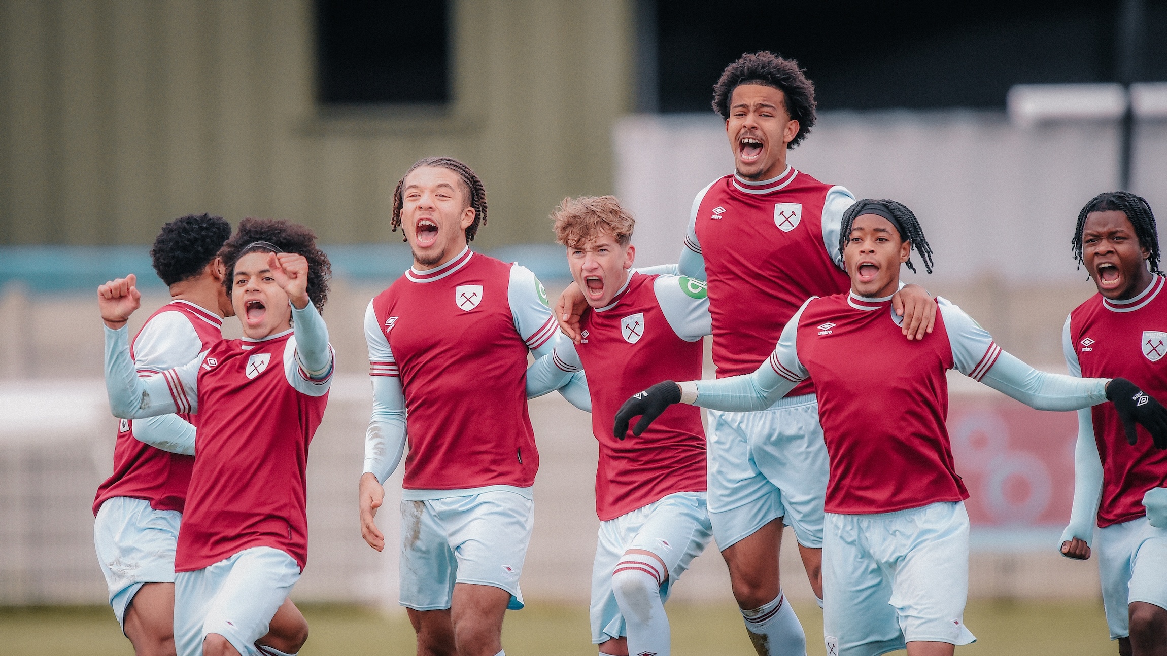 &Tau;&omicron; &laquo;&mu;&upsilon;&sigma;&tau;&iota;&kappa;ό ό&pi;&lambda;&omicron;&raquo; &tau;&omicron;&upsilon; &Mu;ό&rho;&alpha; &alpha;&pi;&omicron;&kappa;&alpha;&lambda;ύ&pi;&tau;&epsilon;&tau;&alpha;&iota;: &Omicron; &Rho;ά&gamma;&iota;&alpha;&nu; &Omicron;&gamma;&iota;&epsilon;&nu;&pi;ά&nu;&tau;&epsilon; &sigma;&tau;&eta;&nu; &Epsilon;&theta;&nu;&iota;&kappa;ή &Nu;έ&omega;&nu;!