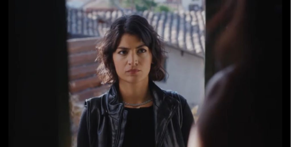 Η Γη της Ελιάς: Αναστάτωση φέρνει η εμφάνιση της Χριστιάνας μετά από δέκα χρόνια σιωπής – Τι θα δούμε στο αποψινό επεισόδιο