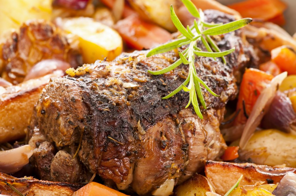 Πιο ακριβό και από το χαβιάρι το μοσχαρίσιο κρέας στην Ελλάδα: Πάει για 24 ευρώ το κιλό – Στα έξι ευρώ «πετάει» το σουβλάκι