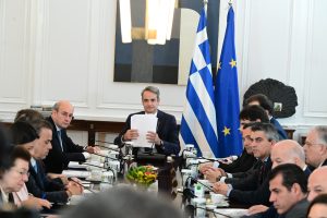 Κυριάκος Μητσοτάκης: Αντεπίθεση με «ιδεολογικό» πρόσημο