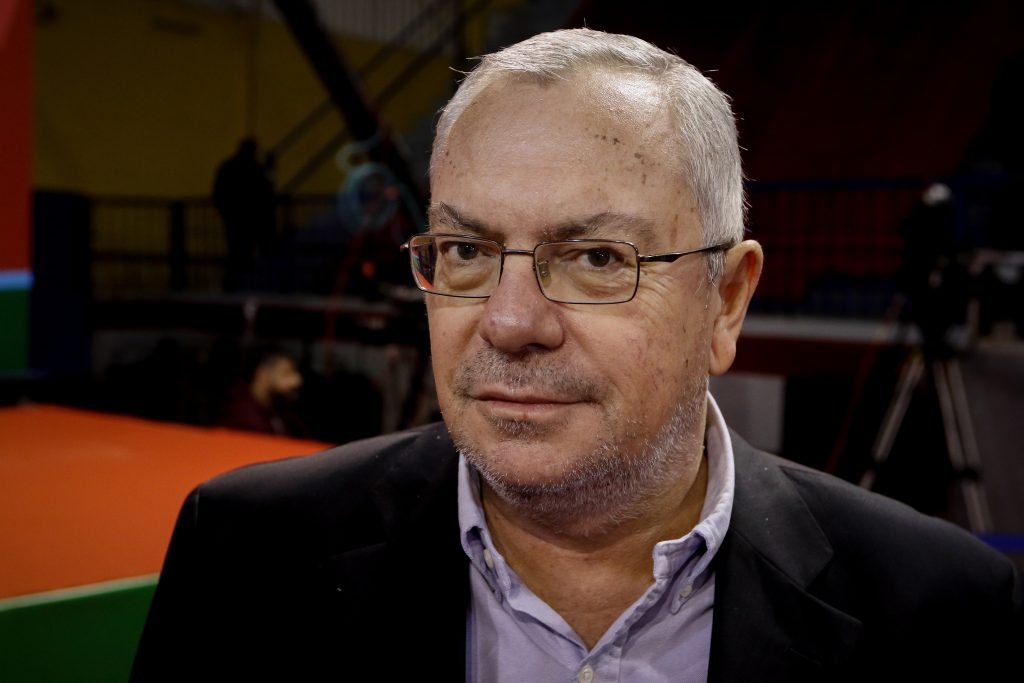 «Τώρα με αυτό που έγινε, είναι πολύ δύσκολο»: Τι λέει ο Σταμάτης Μαλέλης για το βιβλίο του Αλέξη Τσίπρα