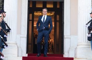 Άλλη δημοκρατία για τον Κ. Μητσοτάκη και άλλη για τους διαδηλωτές 