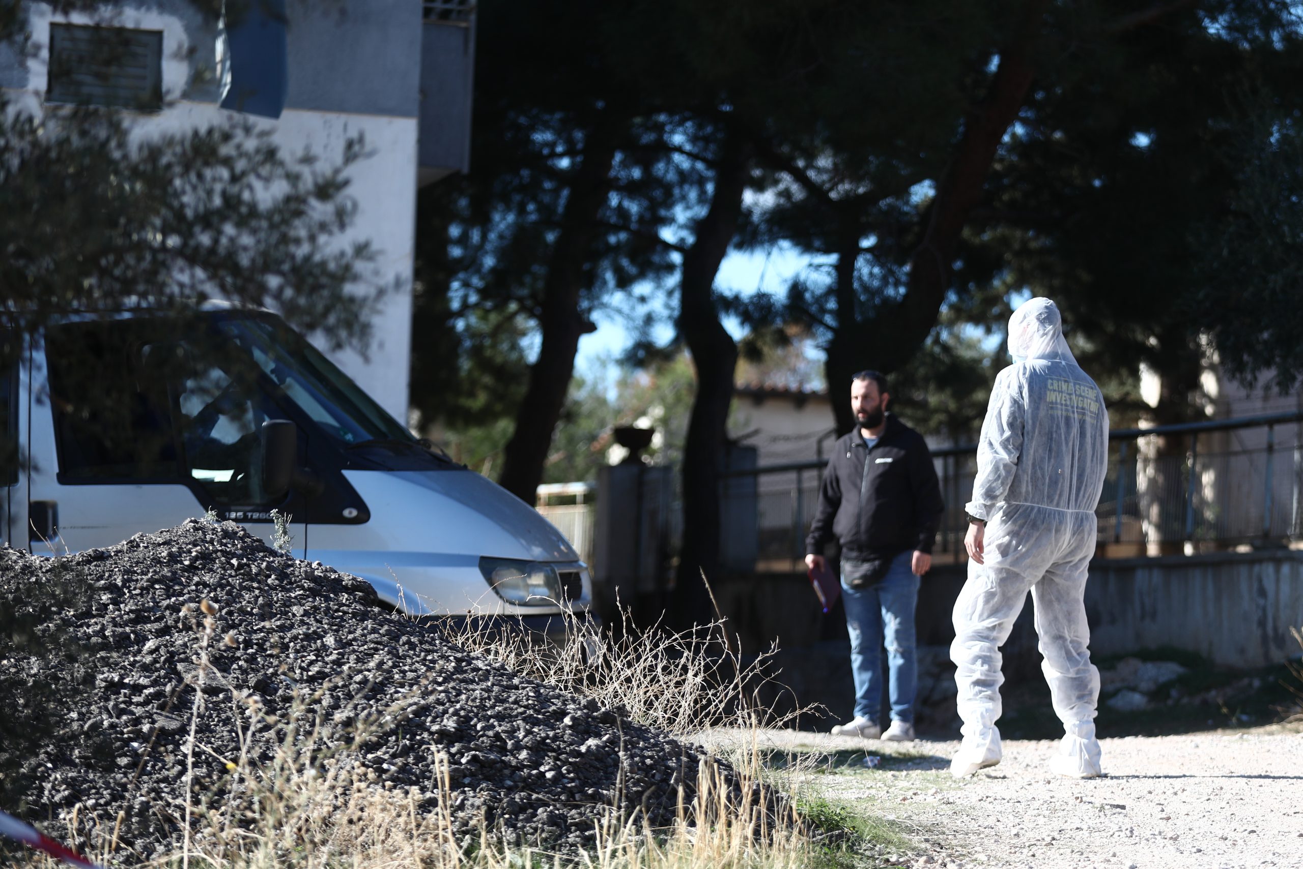 Νέα Πέραμος: Σοκαριστικές λεπτομέρειες για τον θάνατο του 47χρονου από τον μικρότερο αδελφό του - Τι όπλισε το χέρι του