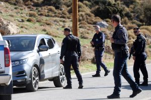 Παραδόθηκαν τα τρία καταζητούμενα αδέλφια για το μακελειό στα Βορίζια