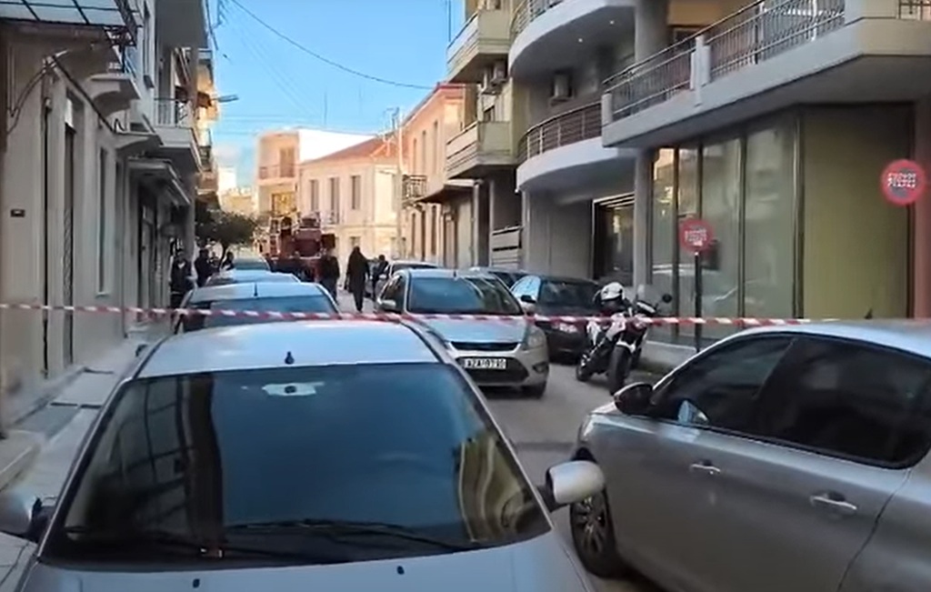 Αναστάτωση στην Πάτρα με 23χρονο που το έσκασε από την Ψυχιατρική Κλινική – «Αν με πάτε με ζουρλομανδύα, βουτάω»