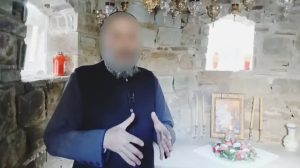 Σοκάρει η κόρη θύματος του ψευτοϊερέα: «Η μητέρα μου είχε καρκίνο στο τελευταίο στάδιο και εκείνος της ζητούσε χιλιάδες ευρώ»