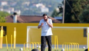 Ο Ρέγες και τα…. συγκοινωνούντα δοχεία