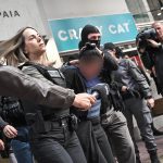 Σαλαμίνα: Η 46χρονη ήταν από την αρχή ύποπτη για την δολοφονία της 75χρονης πεθερά της – Τι είπε στο MEGA ο δικηγόρος της