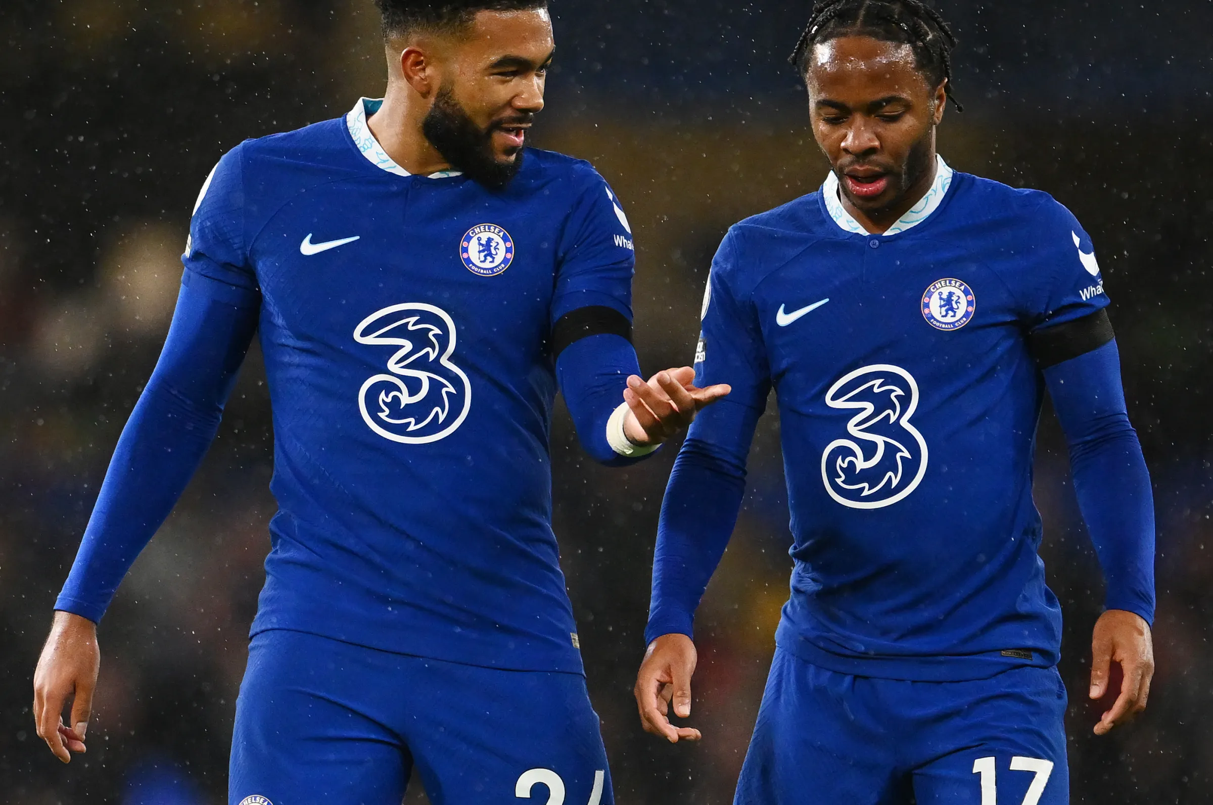 &Delta;&iota;ά&rho;&rho;&eta;&xi;&eta; &sigma;&epsilon; &sigma;&pi;ί&tau;&iota; Ά&gamma;&gamma;&lambda;&omicron;&upsilon; &pi;&omicron;&delta;&omicron;&sigma;&phi;&alpha;&iota;&rho;&iota;&sigma;&tau;ή &tau;&eta;&sigmaf; &Tau;&sigma;έ&lambda;&sigma;&iota;: &Tau;&alpha; &pi;&alpha;&iota;&delta;&iota;ά &tau;&omicron;&upsilon; &kappa;&alpha;&iota; &epsilon;&kappa;&epsilon;ί&nu;&omicron;&sigmaf; &alpha;&nu;&tau;&iota;&mu;έ&tau;&omega;&pi;&omicron;&iota; &mu;&epsilon; &delta;&iota;&alpha;&rho;&rho;ή&kappa;&tau;&epsilon;&sigmaf;!